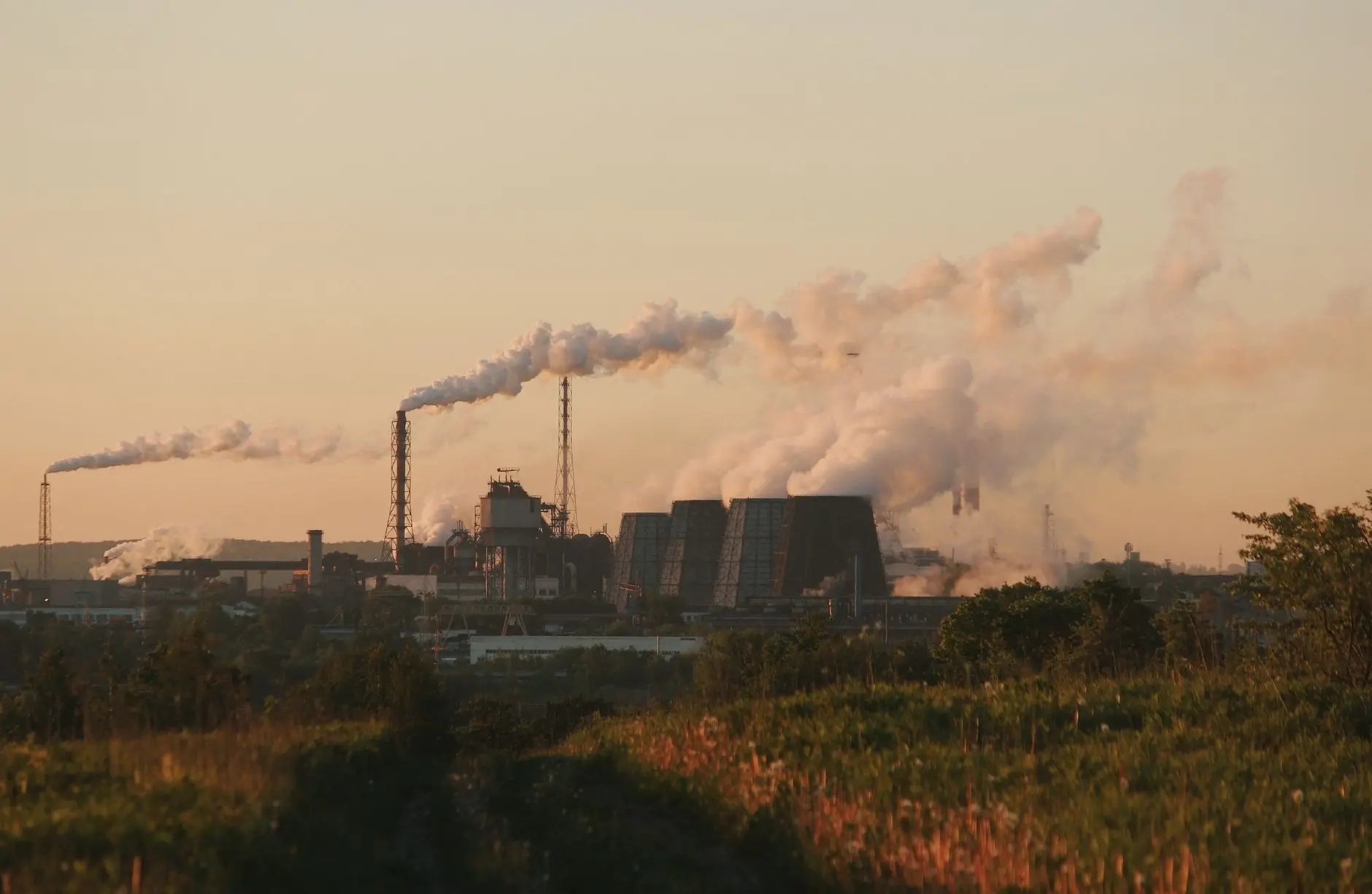 Industrial manufacturing facility representing Turkey market growth trends across energy and automotive sectors.