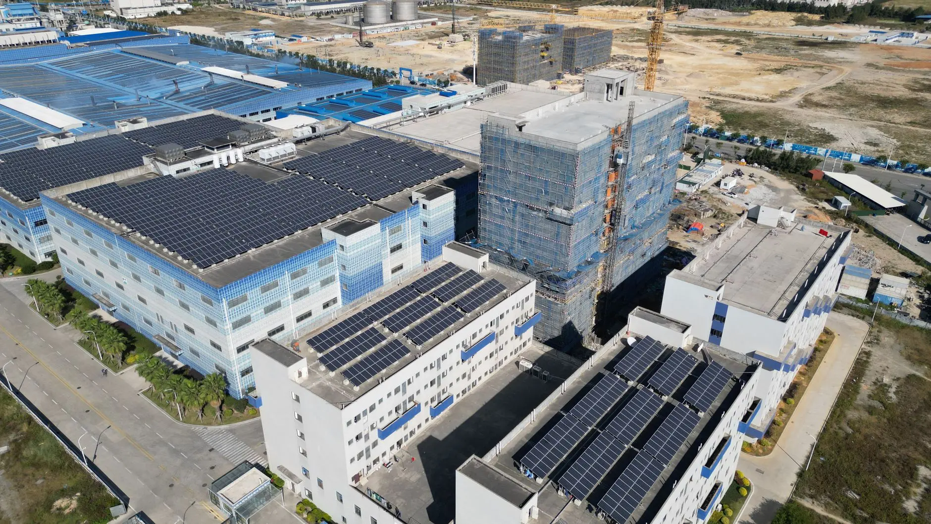 Advanced green manufacturing facility powered by clean energy in Türkiye